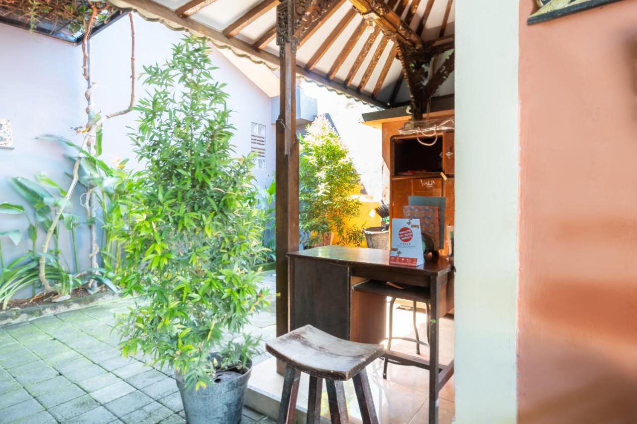Oyo 3775 Ketut Inn Pesanggaran 외부 사진